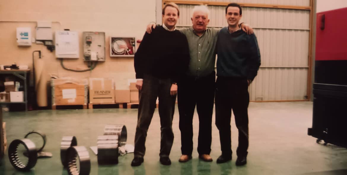 20 años ofreciendo servicios de Mantenimiento Industrial. 2 20 Servicios mantenimiento integral